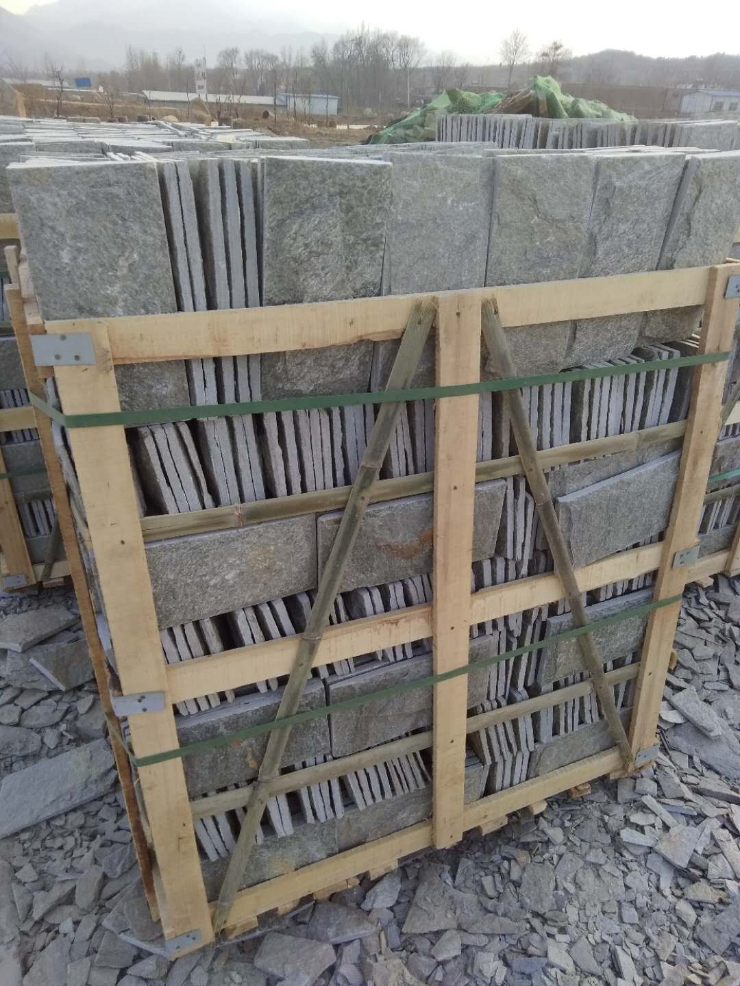 供應(yīng)綠色文化石綠色蘑菇石