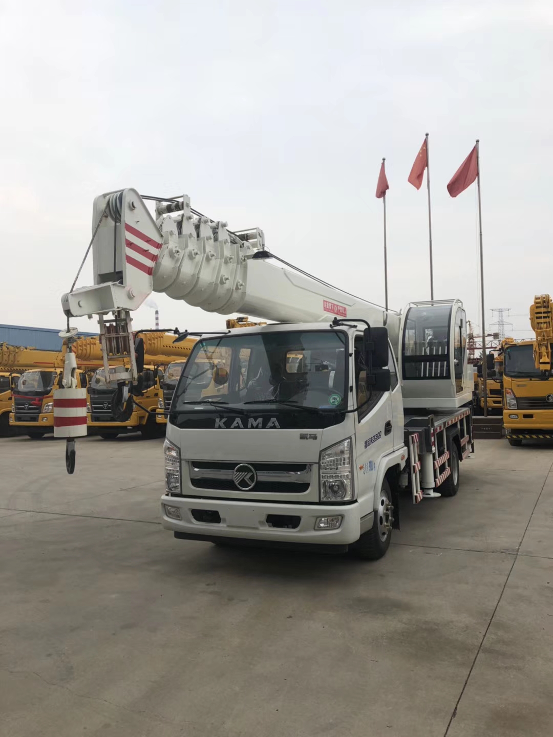 8噸汽車吊圖片/8噸汽車吊樣板圖 (2)