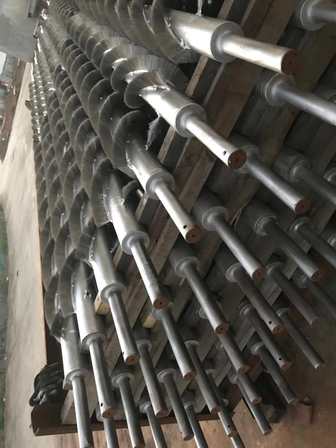 清灰刷  我廠生產(chǎn)各種機(jī)械毛刷工業(yè)用刷異形刷歡迎新老客戶來(lái)電咨詢