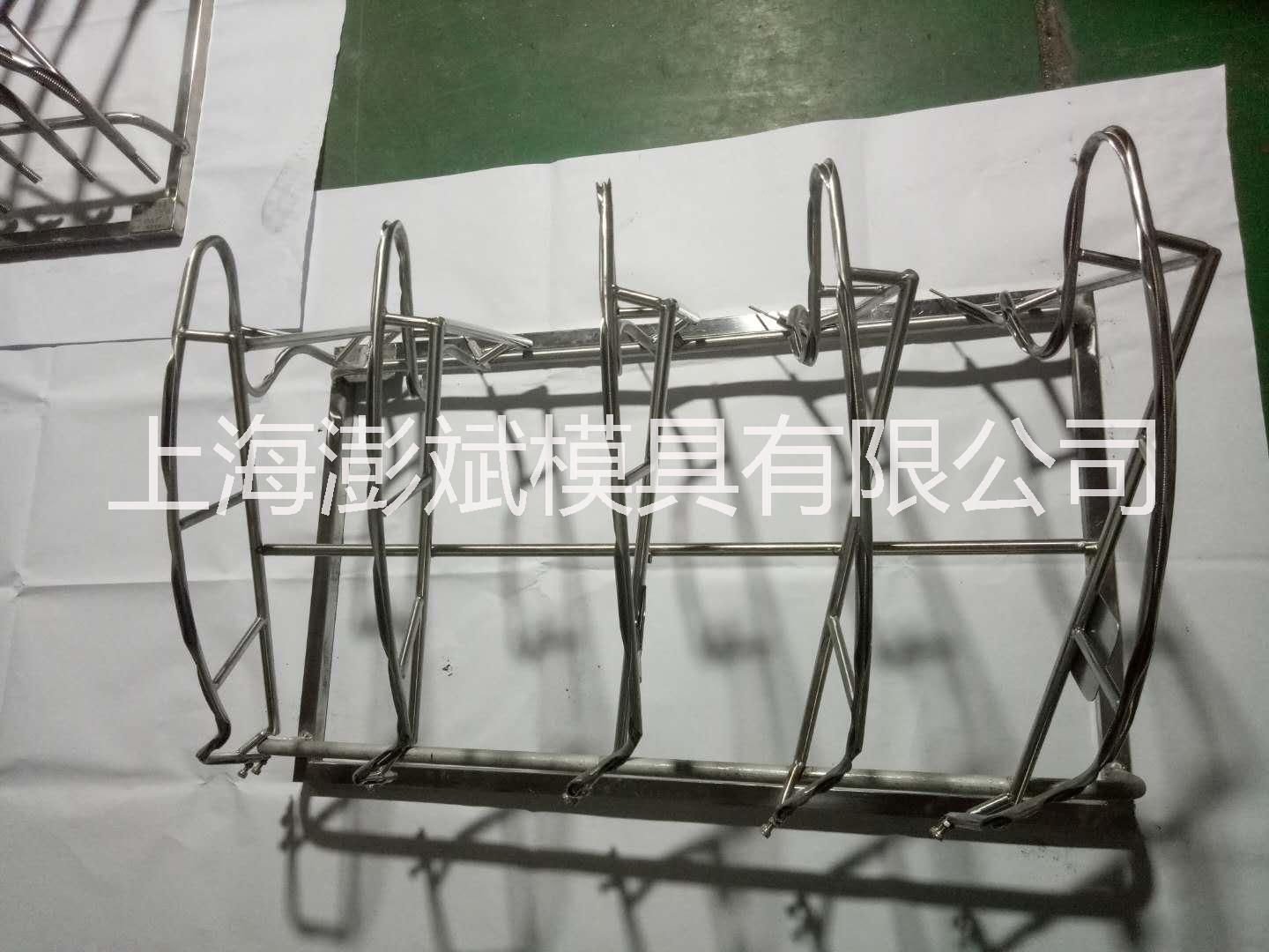 专业生产异型管定型模具图片