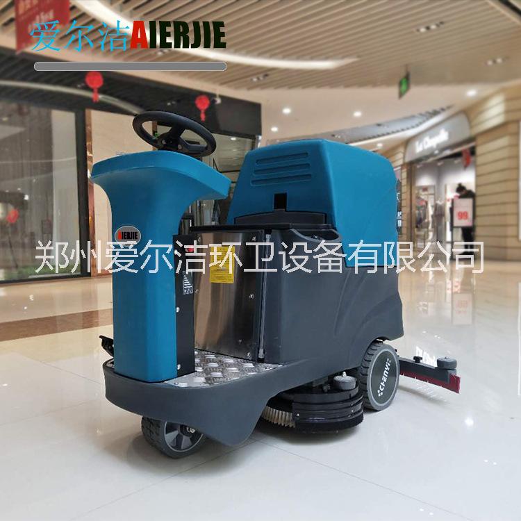 駕駛式洗地機 車間物業(yè)商場用拖地圖片/駕駛式洗地機 車間物業(yè)商場用拖地樣板圖 (1)