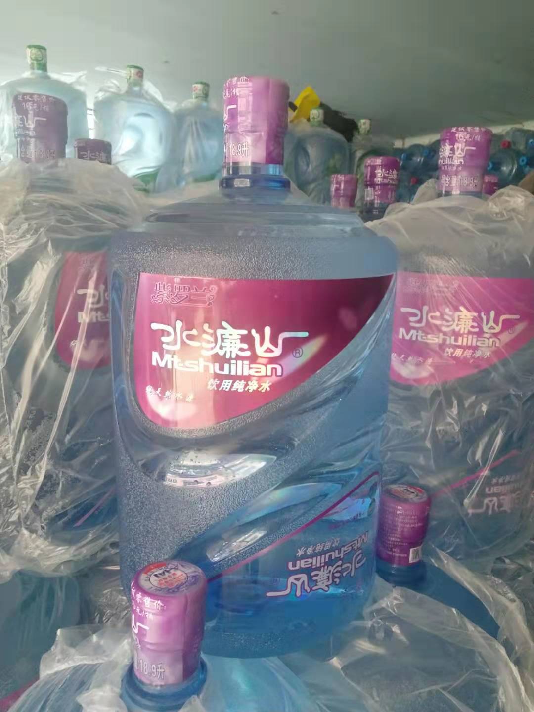 東莞虎門羊臺(tái)山桶裝水圖片