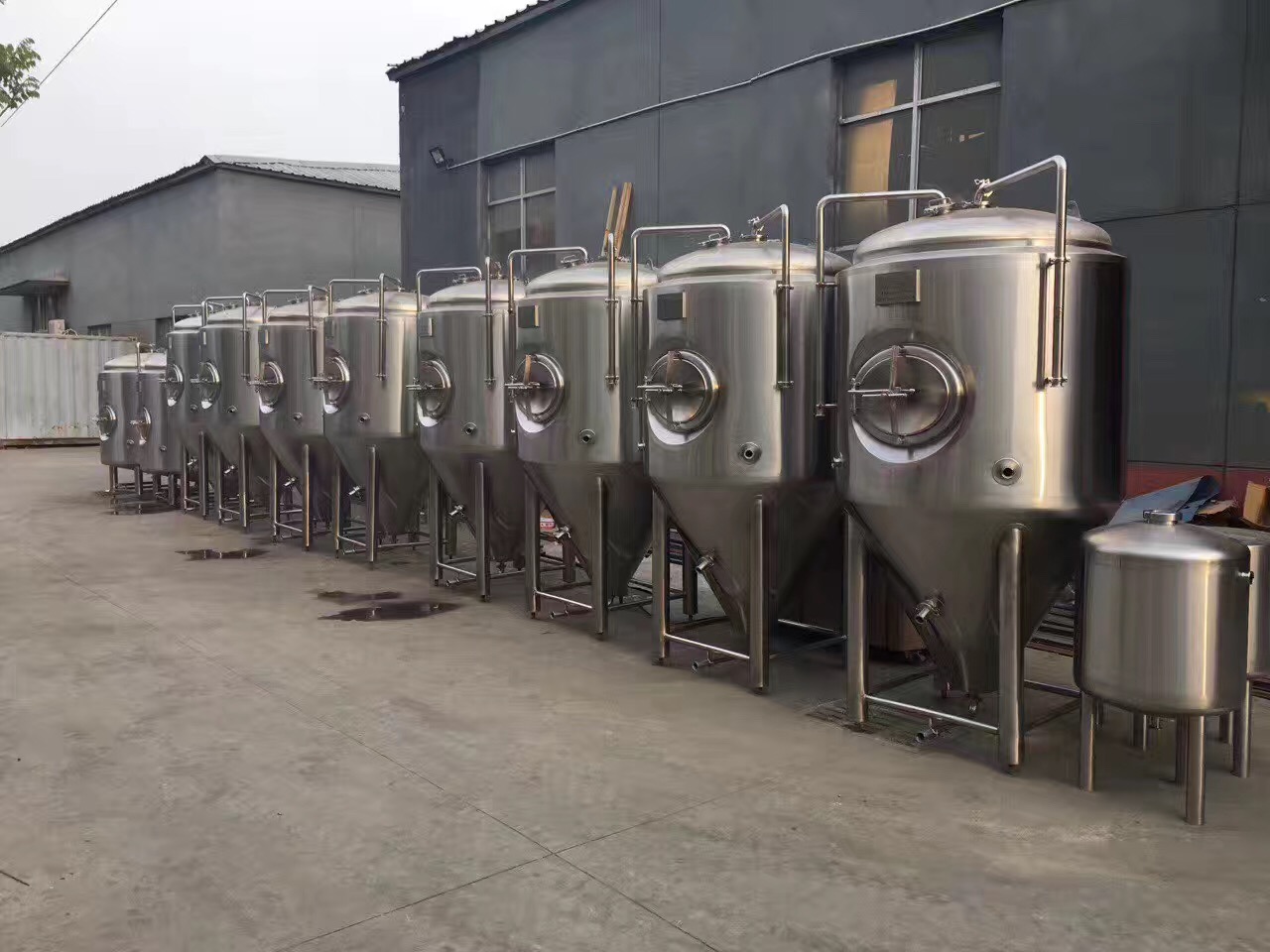 自釀啤酒設(shè)備圖片/自釀啤酒設(shè)備樣板圖 (2)