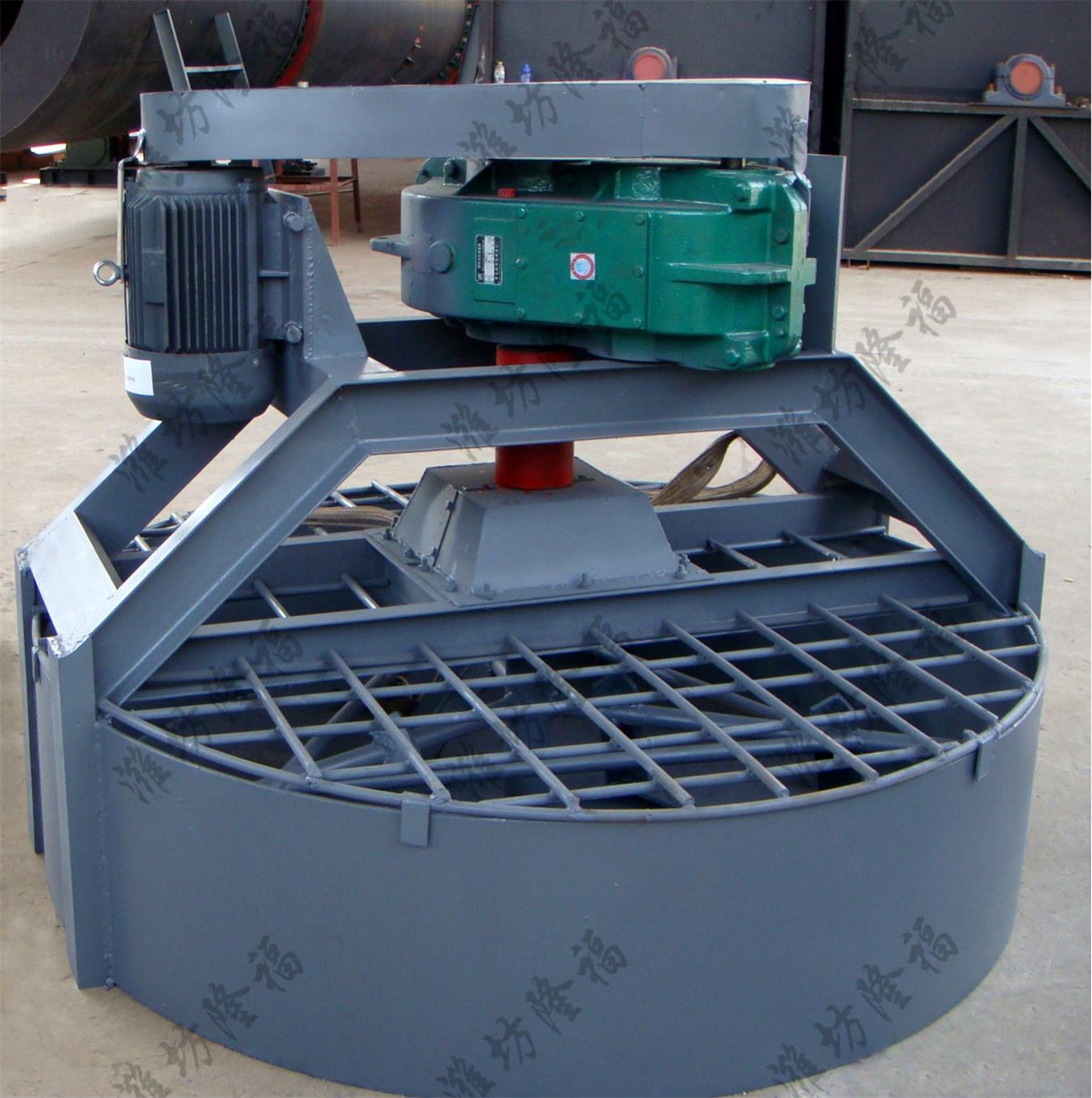 2019年新型環(huán)保、經(jīng)久耐用立式攪拌機(jī)