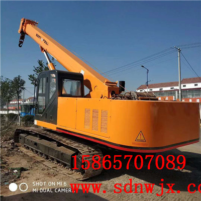 多功能履帶式小吊車 山地履帶吊車圖片