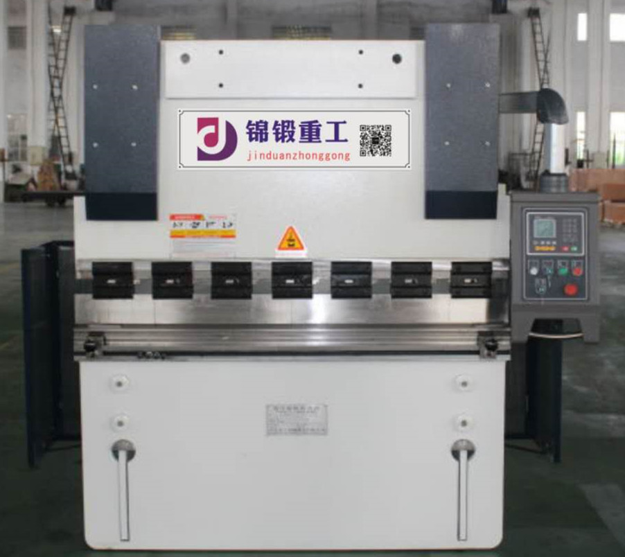 二手?jǐn)?shù)控折彎機(jī)圖片/二手?jǐn)?shù)控折彎機(jī)樣板圖 (4)