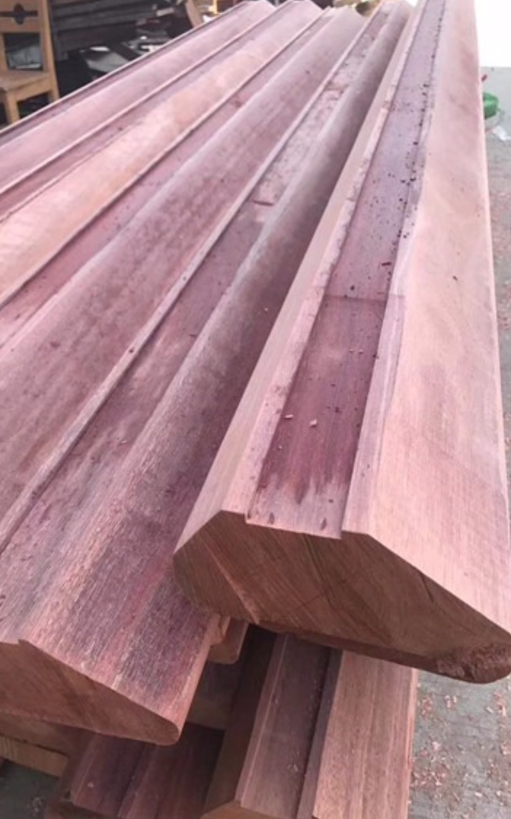 柳桉防腐木材圖片