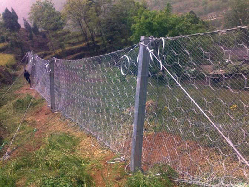 柔性防護網(wǎng)圖片/柔性防護網(wǎng)樣板圖 (4)