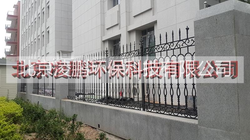 北京圍欄，彩鋼崗?fù)ぃ^(qū)鐵藝圍欄圖片/北京圍欄，彩鋼崗?fù)?，小區(qū)鐵藝圍欄樣板圖 (1)