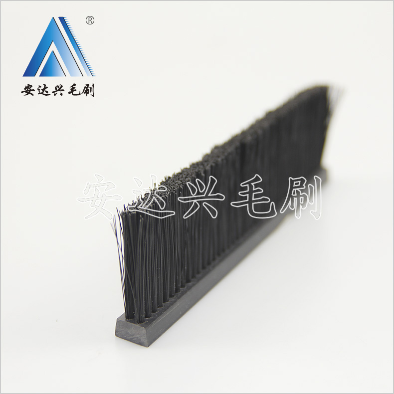 安達興毛刷專業(yè)生產(chǎn)工業(yè)機械毛刷 異形毛刷 可按客戶要求定制生產(chǎn)圖片/安達興毛刷專業(yè)生產(chǎn)工業(yè)機械毛刷 異形毛刷 可按客戶要求定制生產(chǎn)樣板圖 (4)