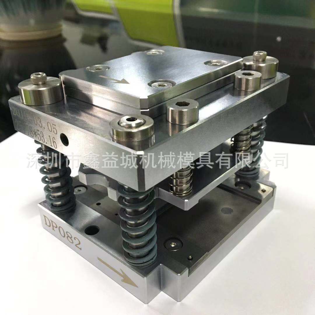鑫益城精密COF料帶金型沖切模具圖片/鑫益城精密COF料帶金型沖切模具樣板圖 (2)
