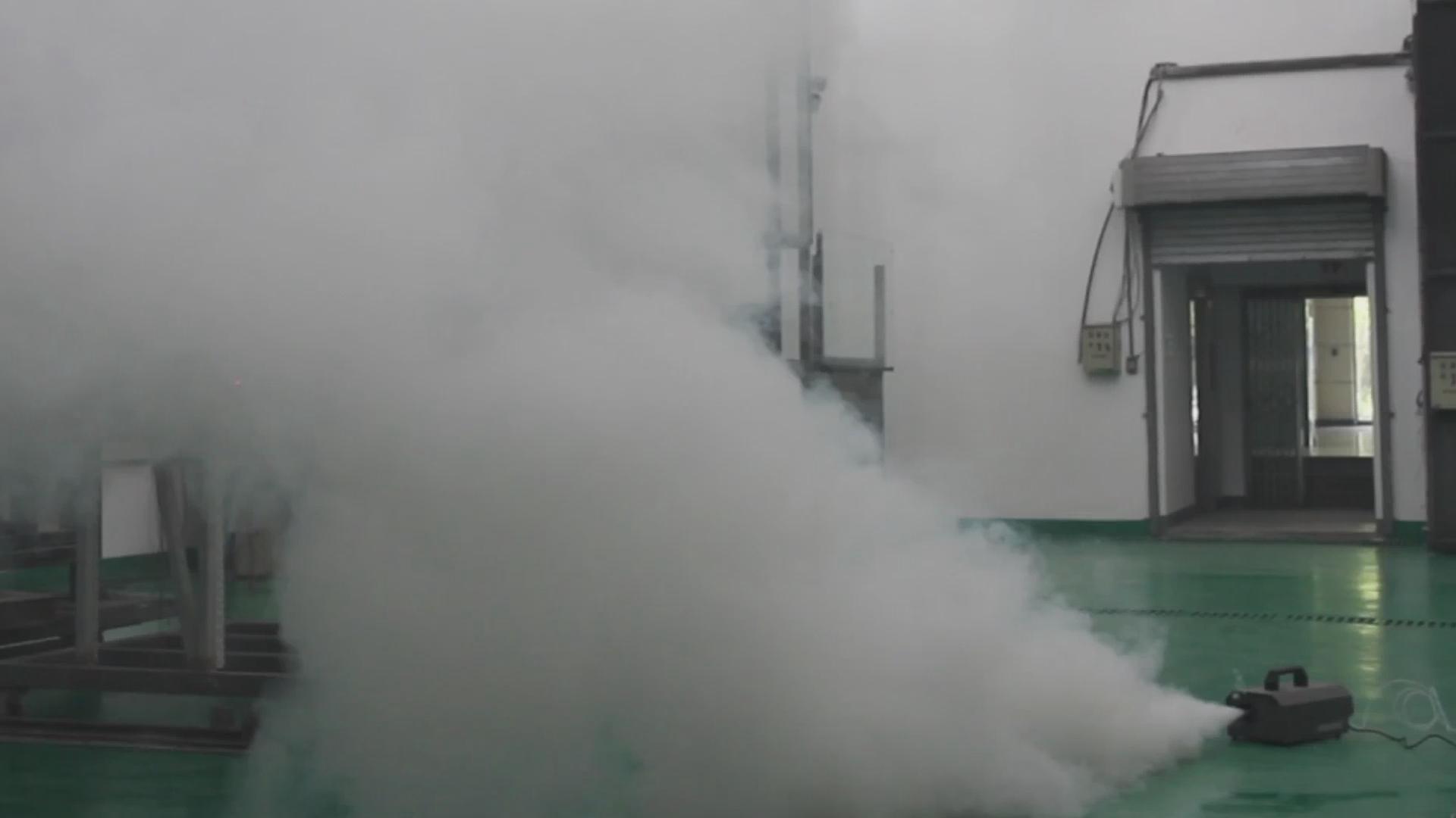 學(xué)校、事業(yè)單位、機(jī)場(chǎng)、地鐵站應(yīng)急救援逃生演練火場(chǎng)煙霧模擬設(shè)備大型智能防水型消防煙霧發(fā)生器YWQ-1500F