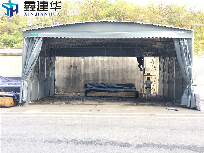 平邑县活工厂电动大型移动推拉雨棚 鑫建华蓬业图片