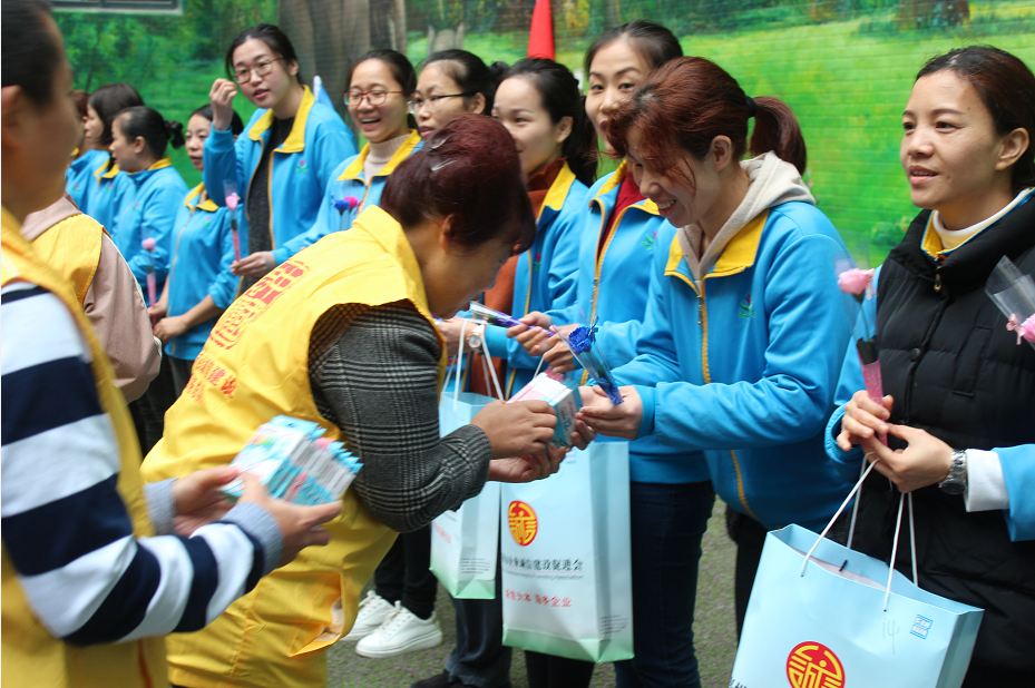 惠州護(hù)工公司圖片