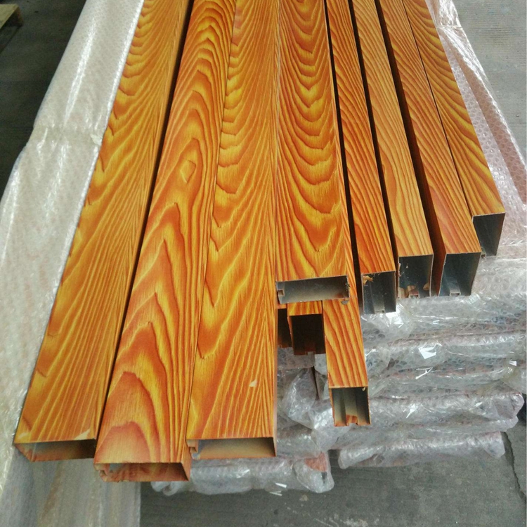 天津鋁方通生產廠家