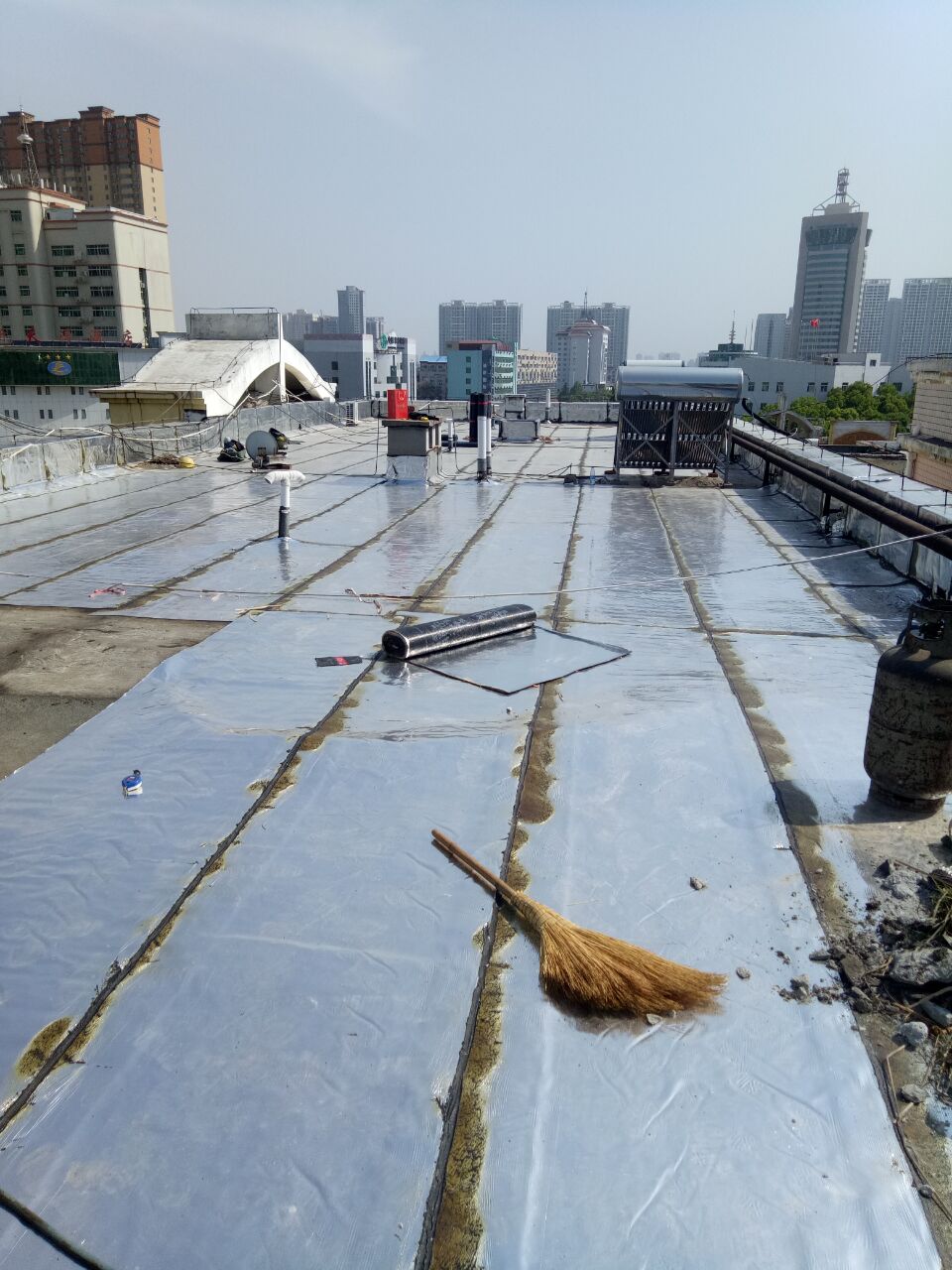 補(bǔ)漏屋頂南陽(yáng)圖片