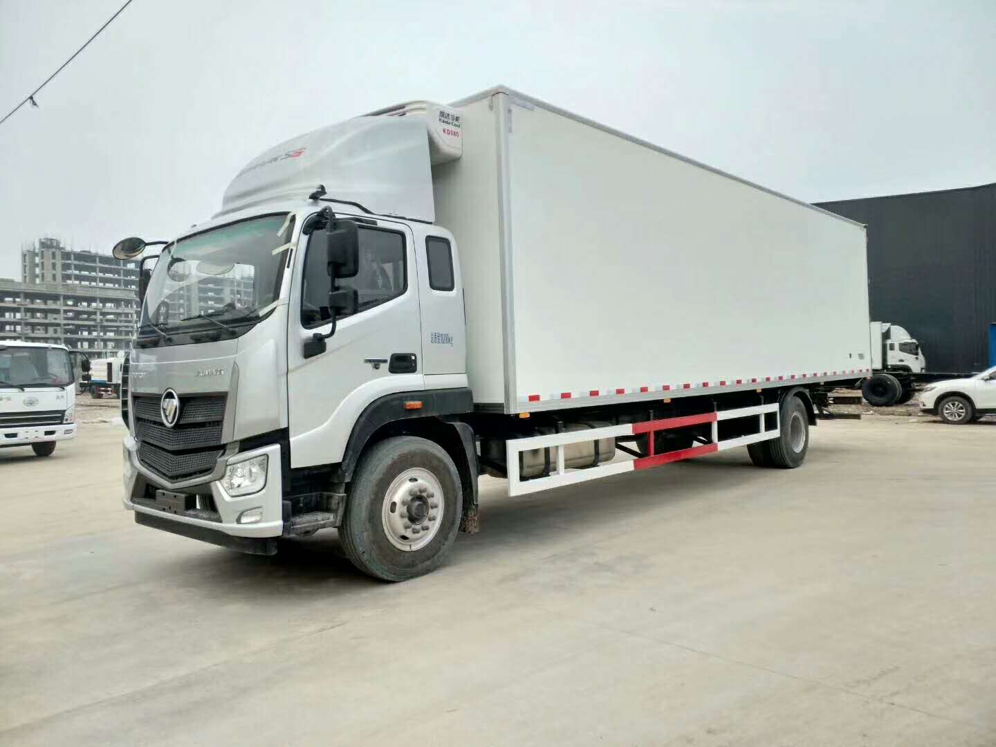 福田歐馬可S5冷藏車-9.6米冷藏車價(jià)格表-冷藏車圖片-廠家直銷