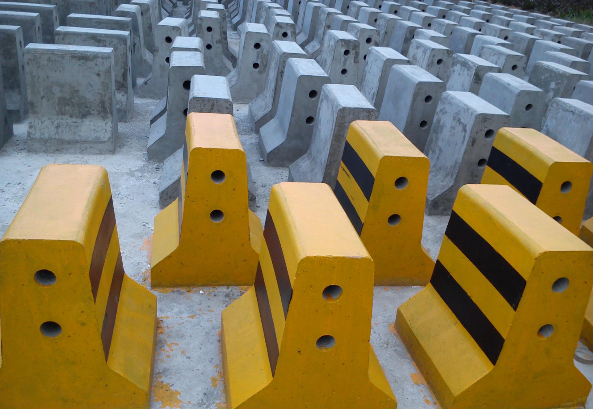 水泥隔離墩圖片/水泥隔離墩樣板圖 (2)