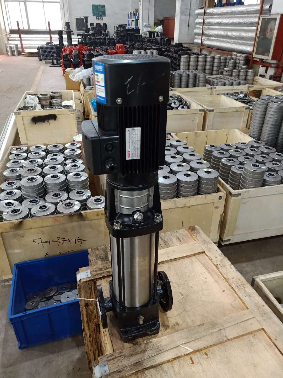 新泰市CDLF水泵/多級(jí)泵圖片