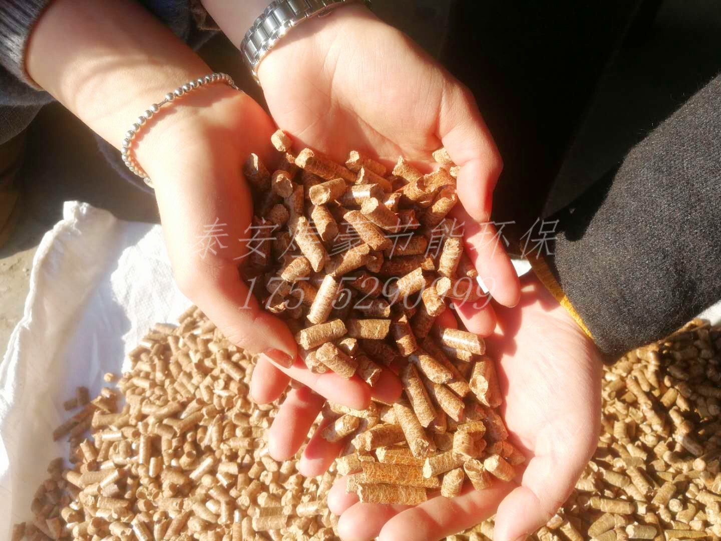 生物質(zhì)顆粒圖片/生物質(zhì)顆粒樣板圖 (2)