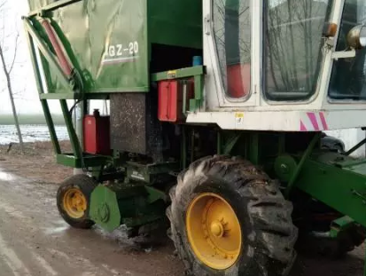 秸稈撿拾一體機(jī)采購(gòu)圖片/秸稈撿拾一體機(jī)采購(gòu)樣板圖 (2)