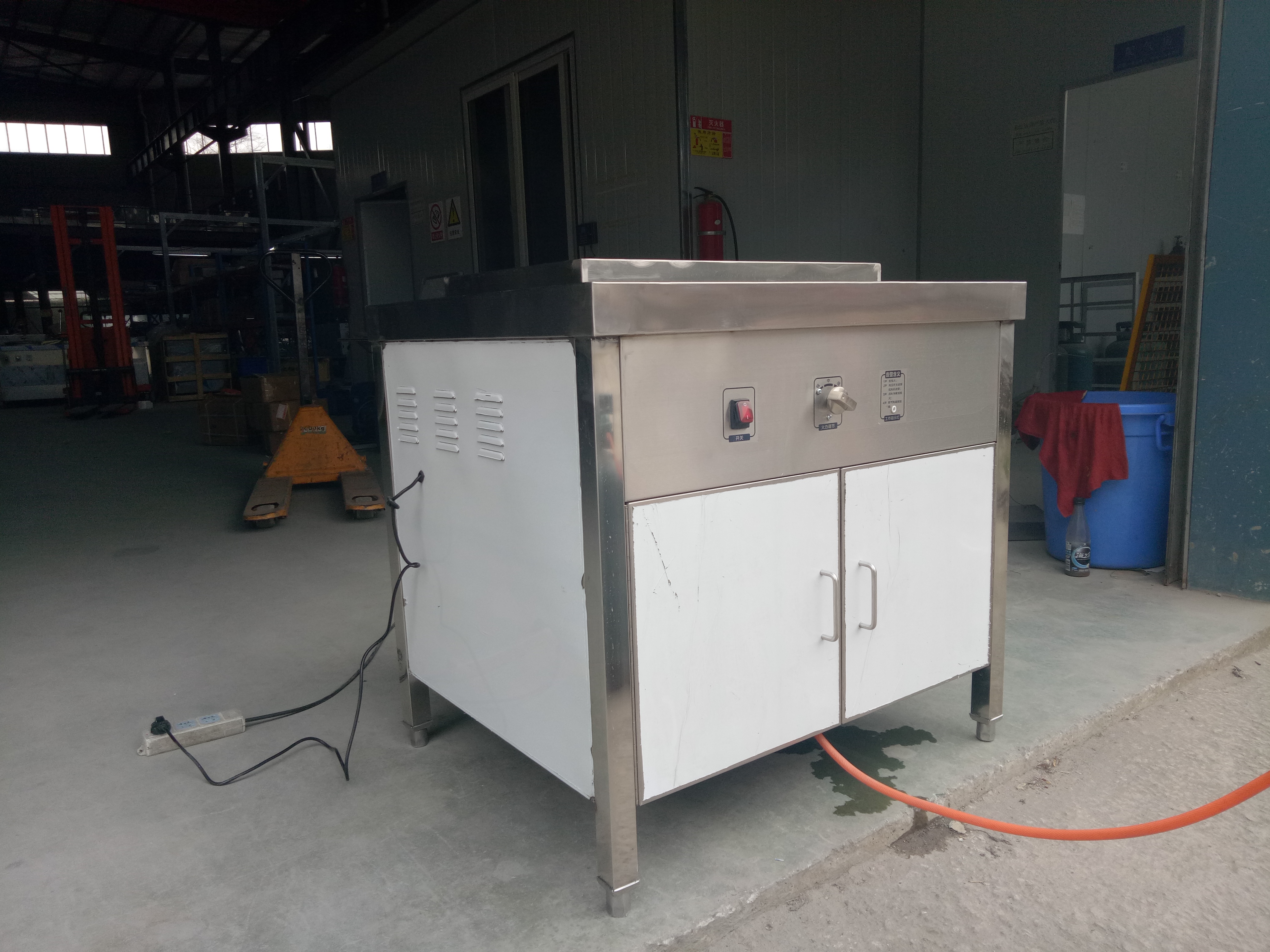 湯廚牌立式方形單頭冒菜爐湯爐煮面爐包用5年廠家直銷