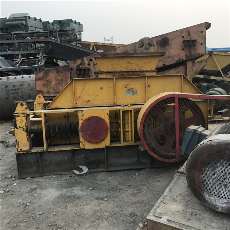 二手610*400型齒輥破碎機 時產(chǎn)30噸對輥破碎設備 另有新機可定制 對輥破碎機