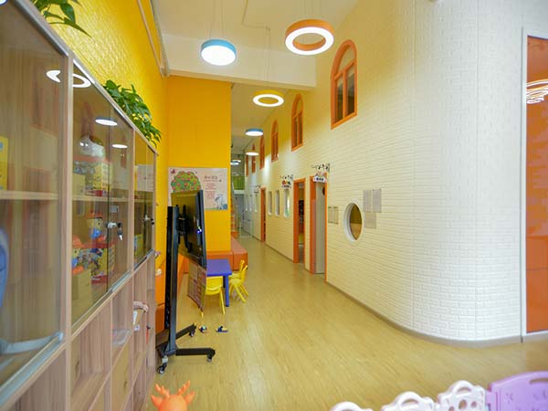 開幼兒托管班加盟的流程圖圖片