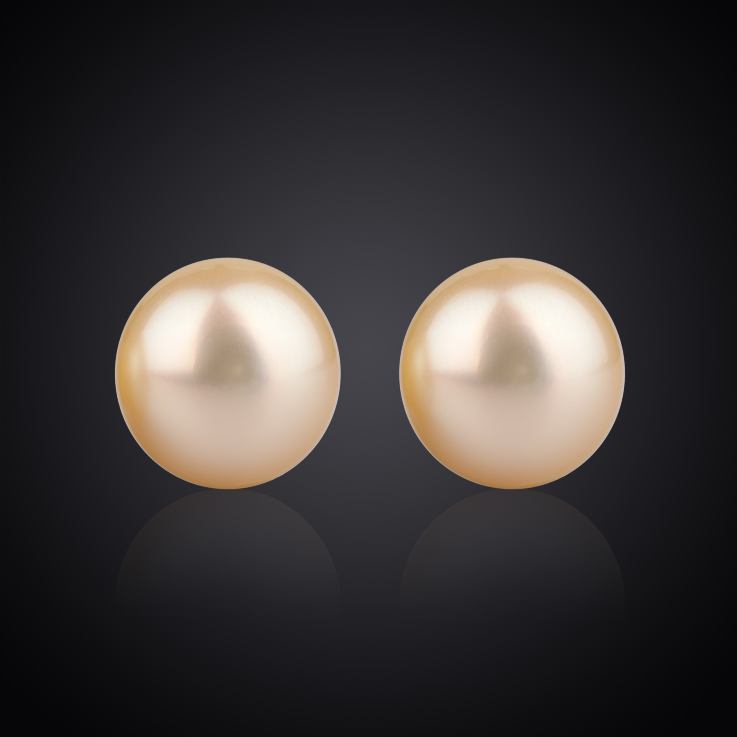 佰懿薈珠寶商城18K金天然珍珠耳圖片