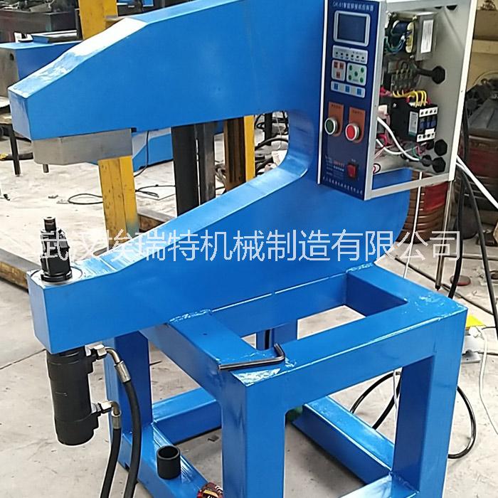 交通標志牌鉚釘機價格,埃瑞特標志牌鉚釘機廠家,自動路牌鉚釘機