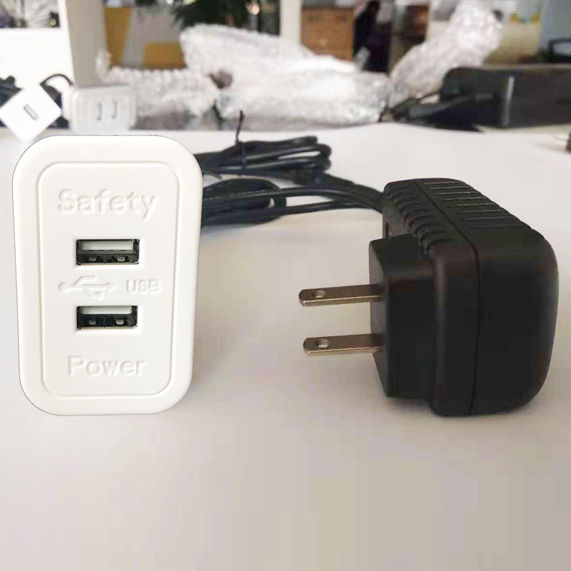 沙發(fā)辦公桌家具內(nèi)置安裝手機(jī)USB充電器 方形手機(jī)USB充電器 方形銀色手機(jī)USB充電器 方形白色手機(jī)USB充電器