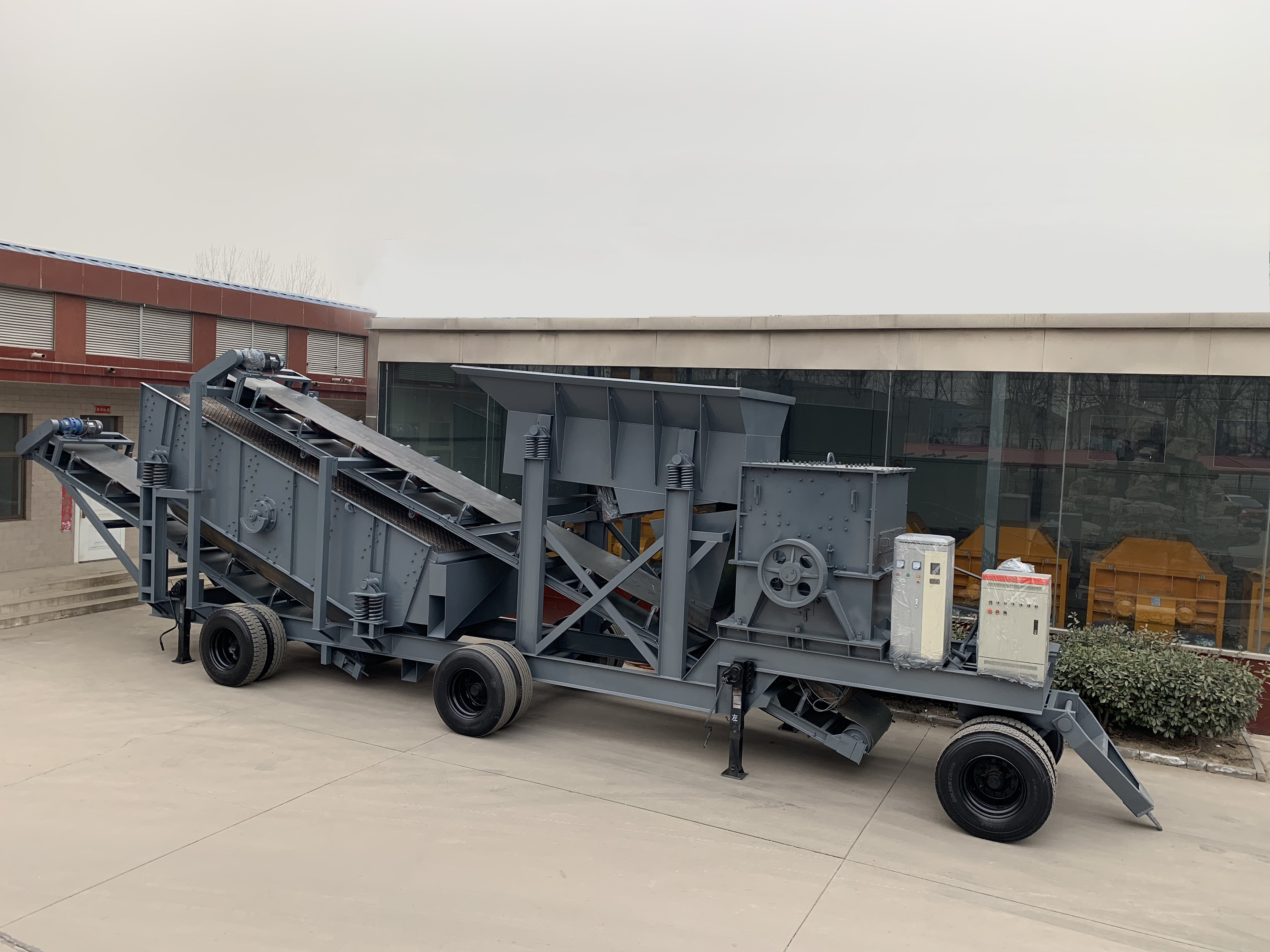 石子破碎機(jī)圖片/石子破碎機(jī)樣板圖 (4)