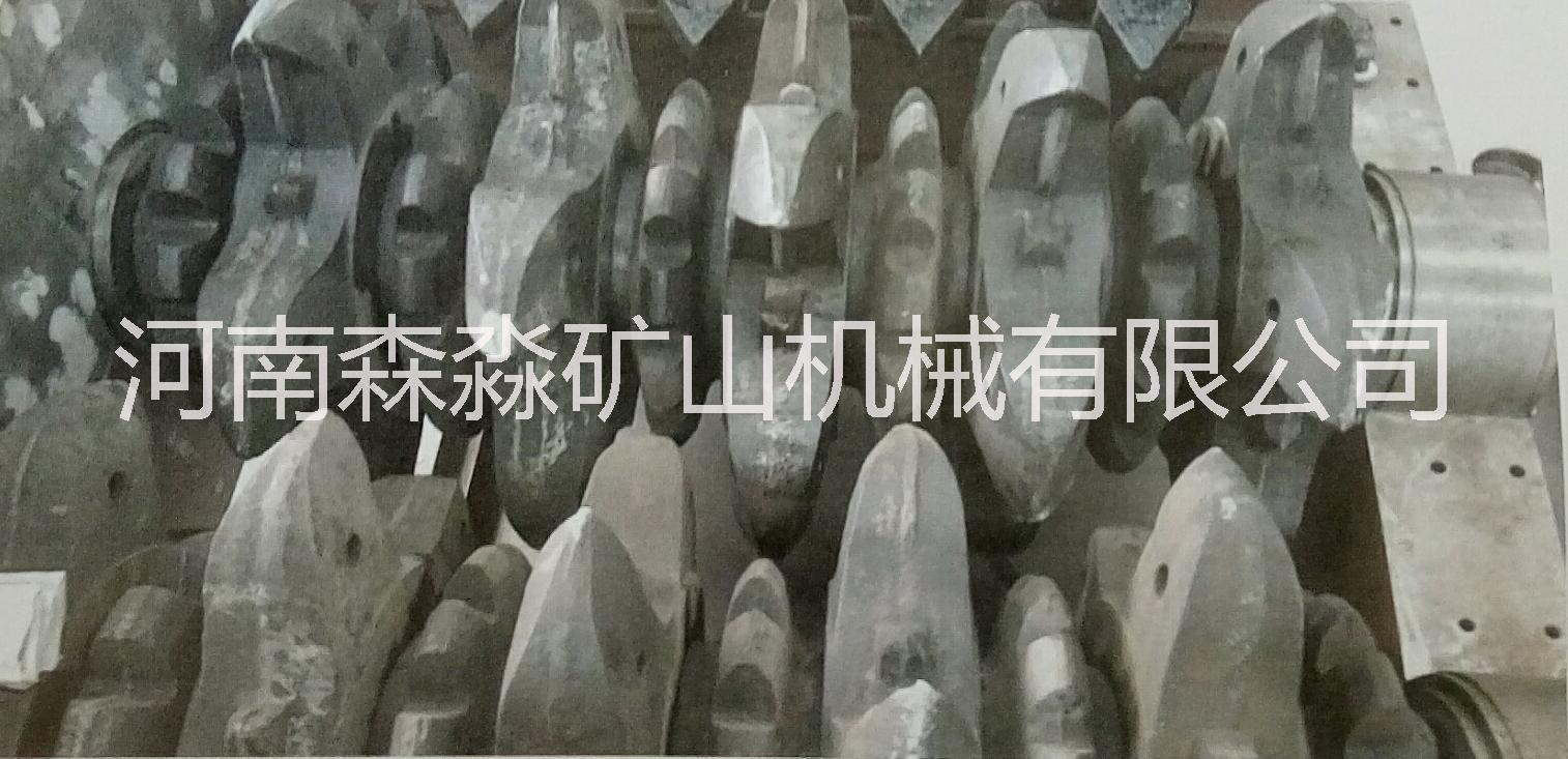 2CPS系列粗碎雙齒輥破碎機圖片