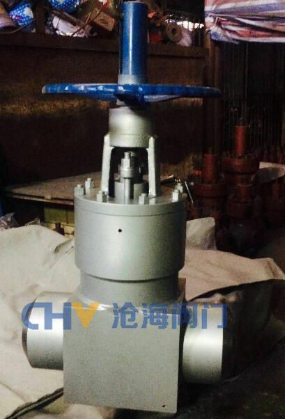 鍛鋼高溫高壓自密封平板閘閥圖片