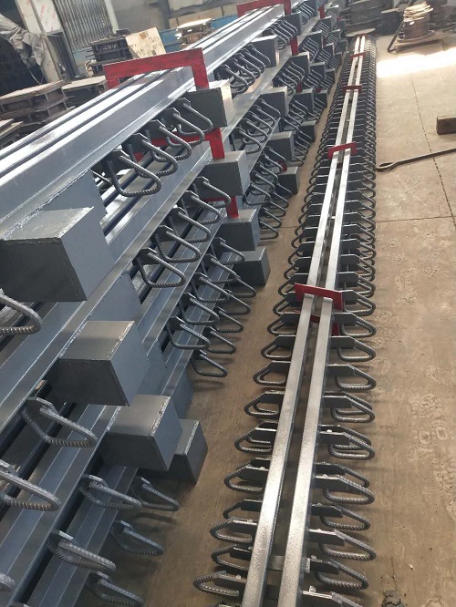 鉛芯隔震支座圖片