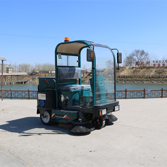 萊特新能源掃地車圖片