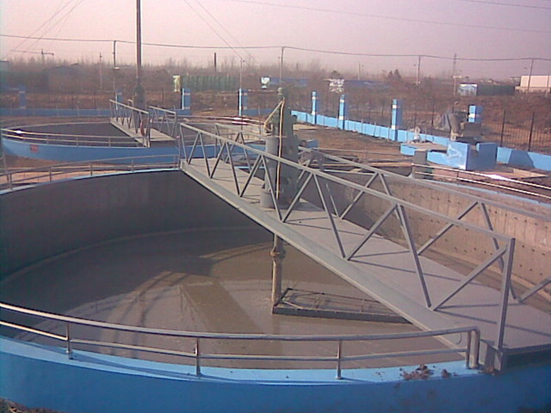 中心傳動(dòng)刮吸泥機(jī)圖片/中心傳動(dòng)刮吸泥機(jī)樣板圖 (4)