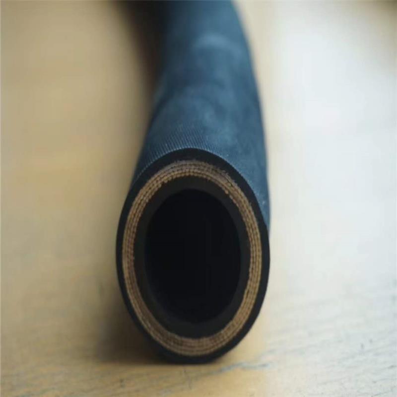 高壓纏繞膠管圖片