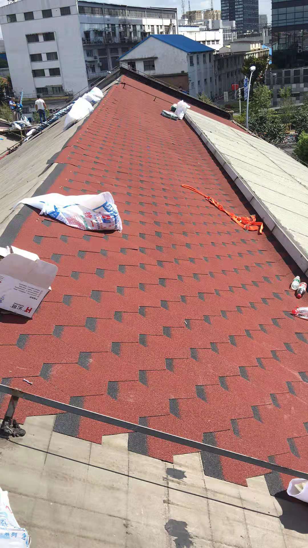 北京瀝青瓦廠家油氈瓦別墅瓦崗?fù)ね邎D片