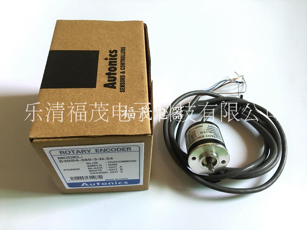 E30S4-200-3-V-24 奥托尼克斯编码器图片