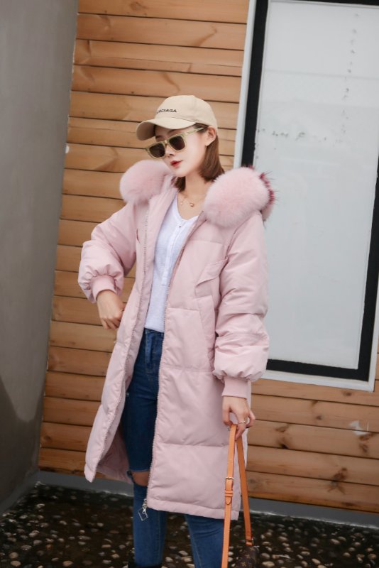 羽絨服貨源|廣州折扣女裝拿貨渠道|品牌庫存服裝尾貨批發(fā)