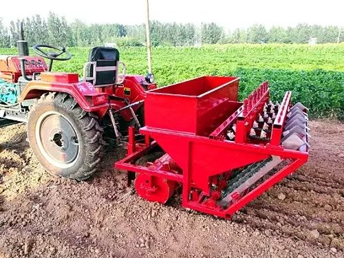 大蒜播種機(jī)圖片