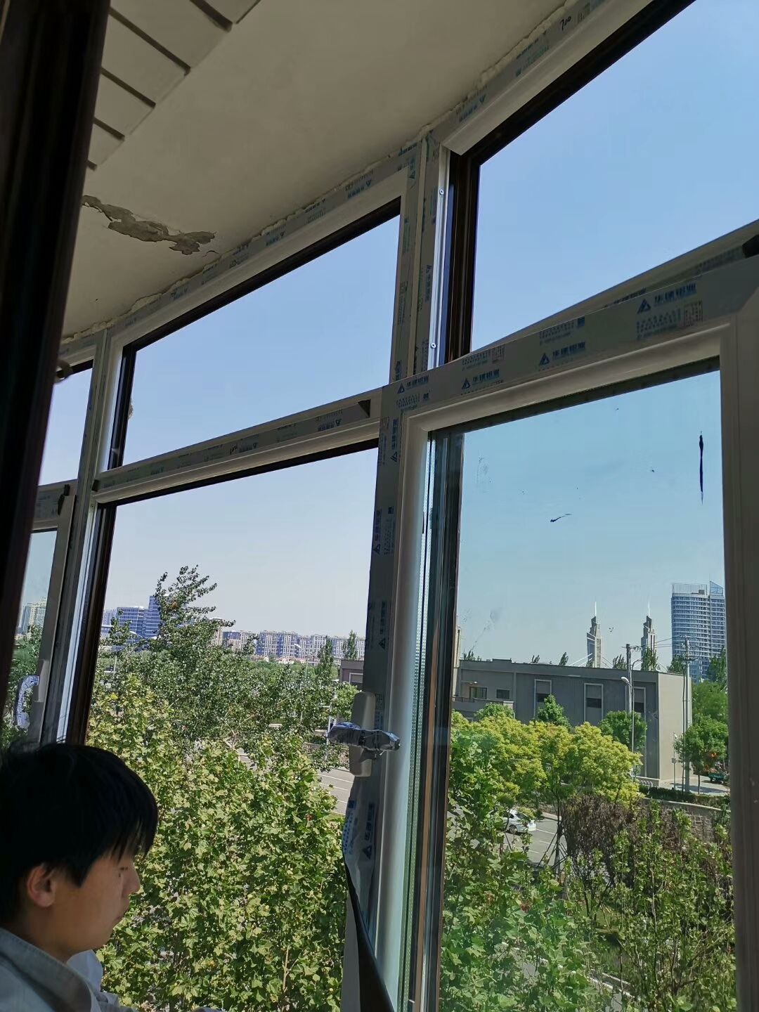 豐臺(tái)門(mén)窗隔音隔熱斷橋門(mén)窗 華建斷橋鋁門(mén)窗廠家直銷安裝價(jià)格