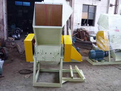 廢舊塑料管材破碎機(jī)  塑料管材破碎機(jī)