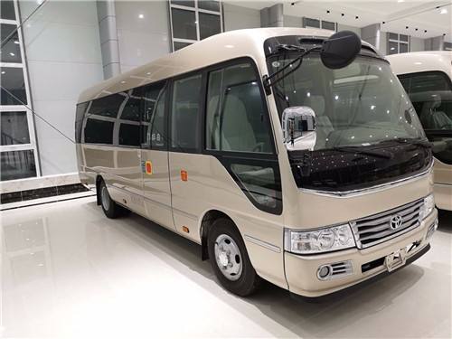 豐田考斯特12座改裝廠圖片