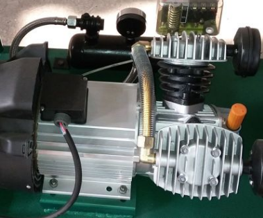 多功能噴涂機(jī)圖片