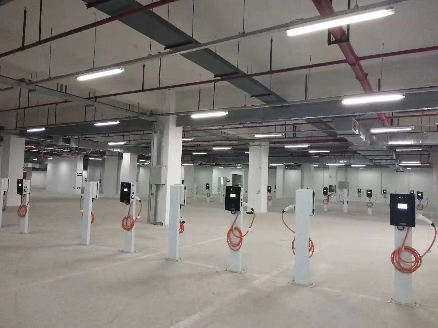電動汽車充電樁廠家