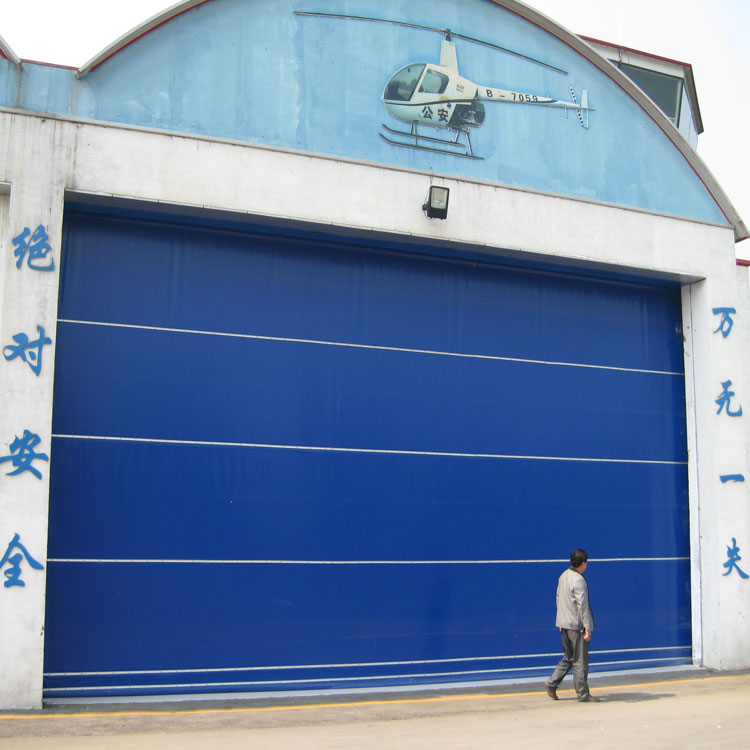 供應(yīng) 機(jī)庫、廠房工業(yè) PVC柔性大門廠家