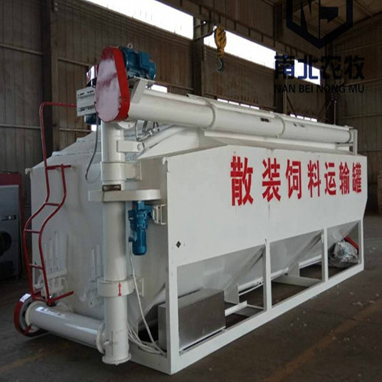 散裝飼料罐車(chē)運(yùn)輸車(chē)圖片