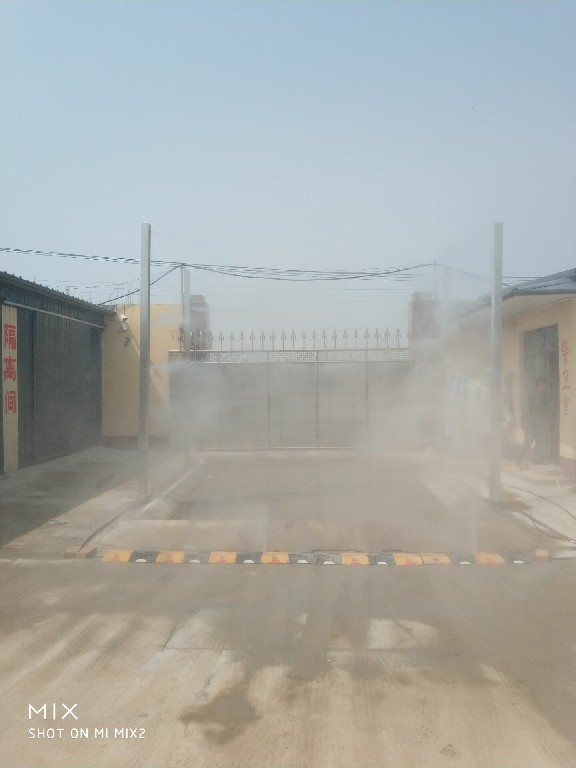 屠宰場(chǎng)車輛消毒通道圖片